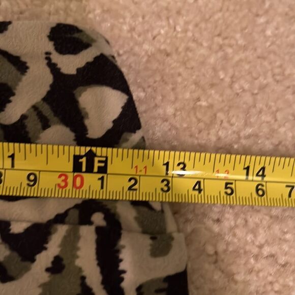 LULAROE LEGGINGS ONE SIZE 0/12 - Picture 8 of 10